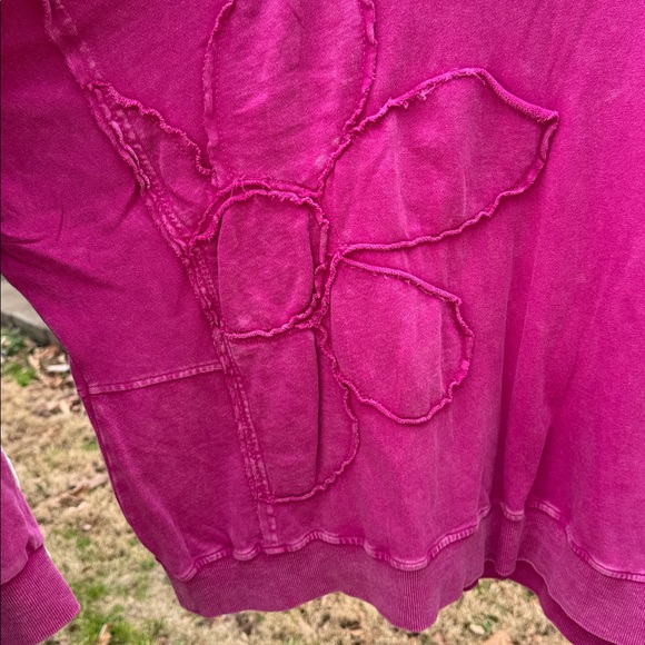 Easel Magenta Floral Sweatshirt - Picture 4 of 6